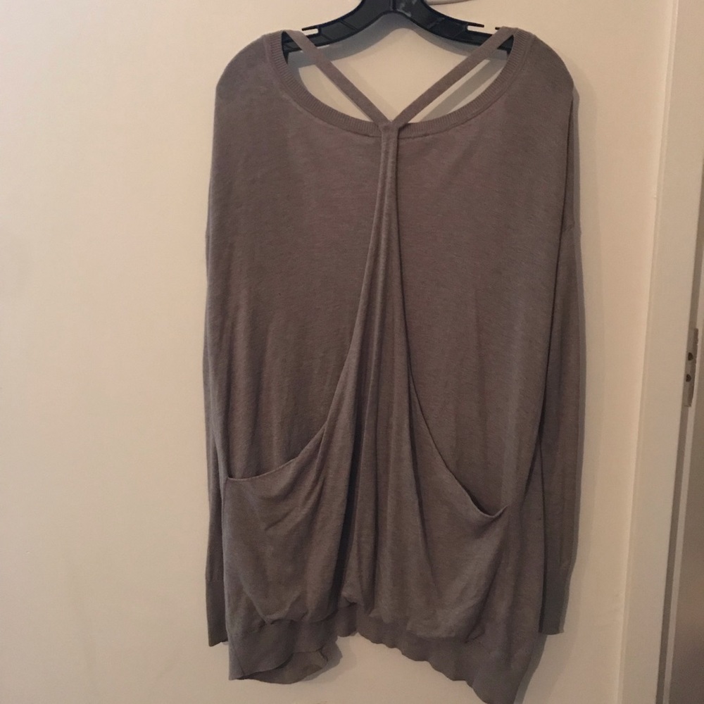 BCBG grey sweater